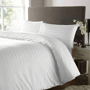 Close-up of 2 cm sateen stripe weave on white cotton duvet cover