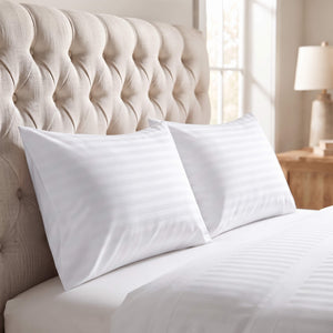 Cotton hotel pillowcase with 2cm stripe pattern